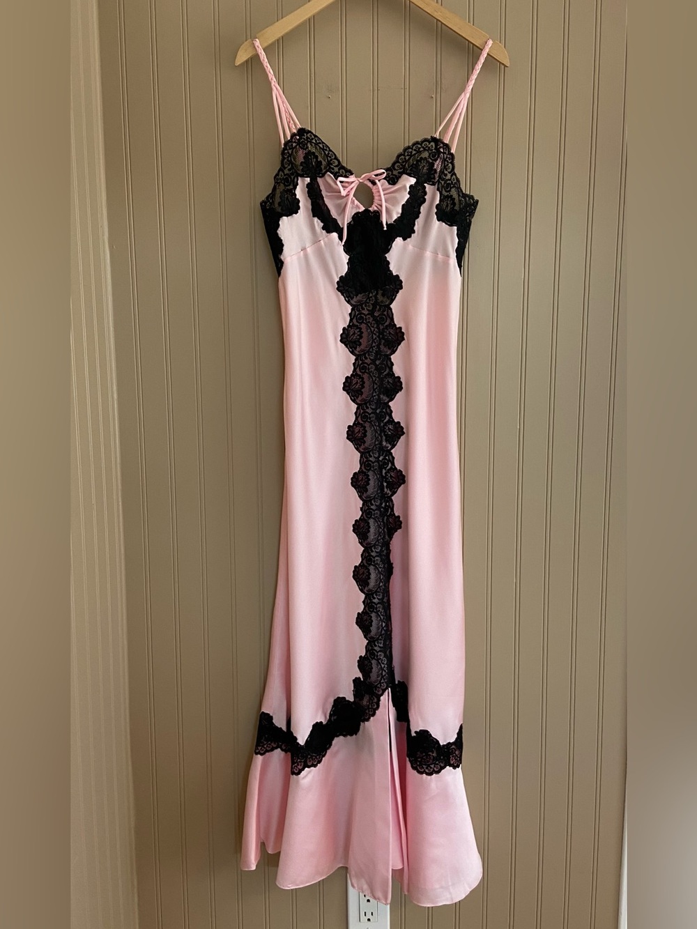 Vintage Charlotte Hilton Pink Satin Lingerie Gown Women’s Size Small